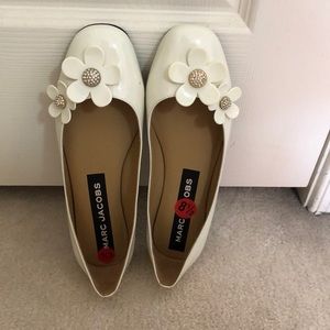 Marc Jacobs Daisy Flats